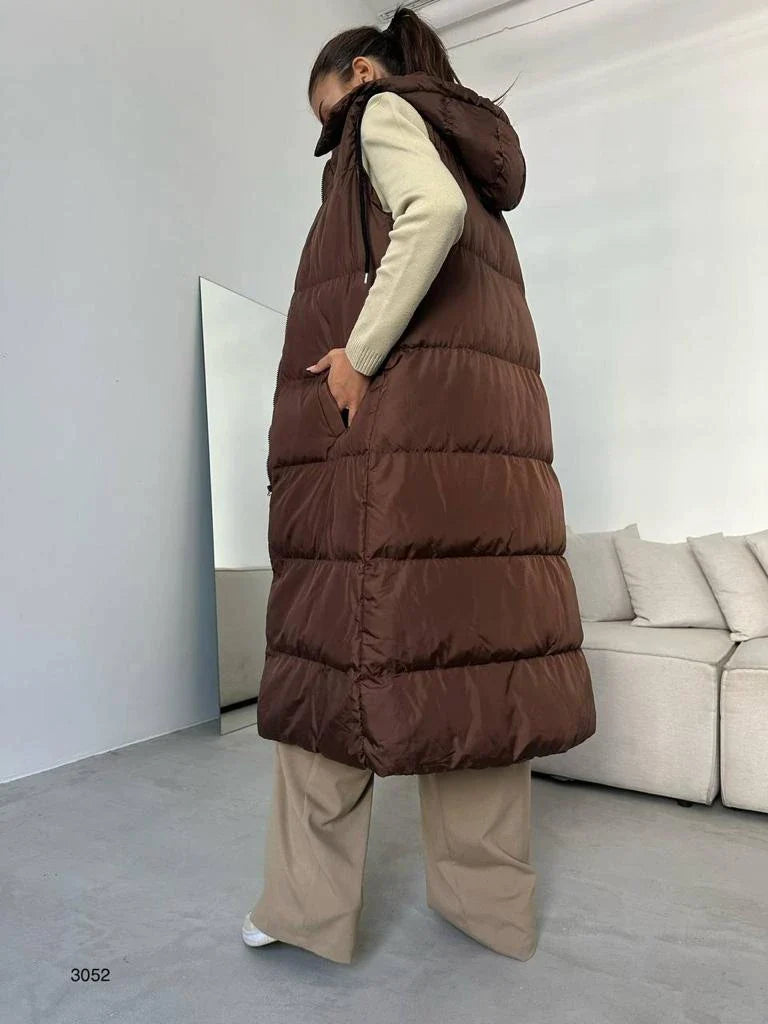 Hooded swelling maxi vest