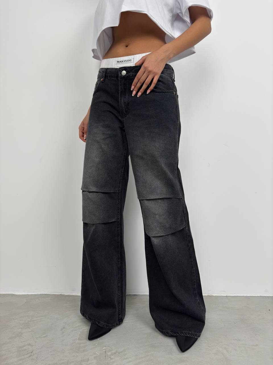 Series -storey jean